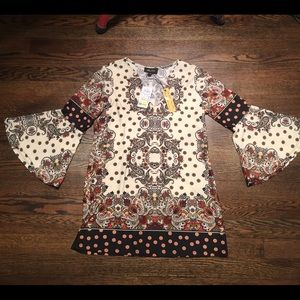 👩🏻WOMEN'S ORNATE TUNIC NWT👩🏻